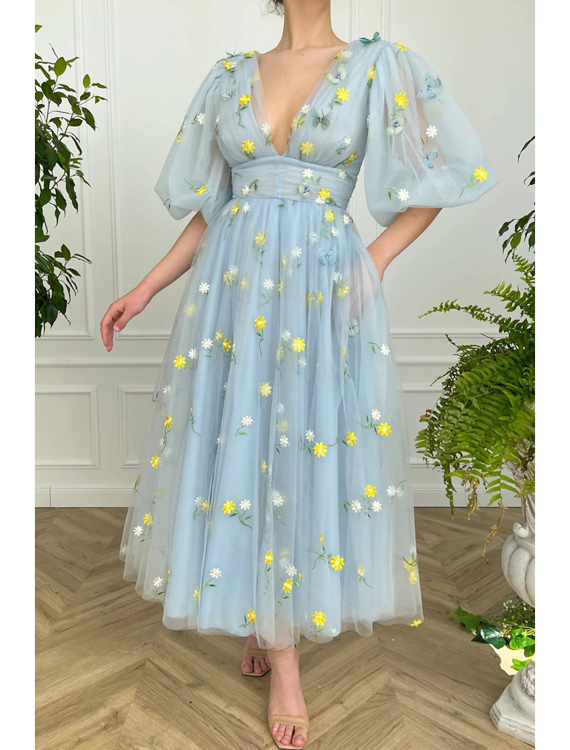 Vestido de cóctel de corte A, floral, para invitada de boda, de verano, largo hasta los tobillos, media manga, escote en V, encaje, espalda descubierta y pliegues.